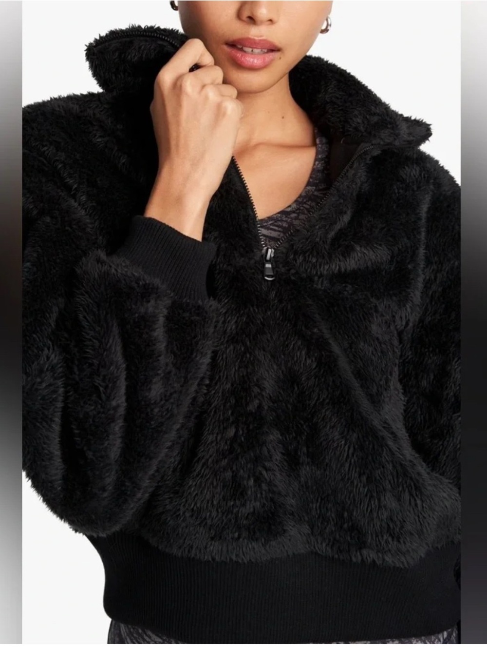 Varley Duray Quarter-Zip Teddy Sweatshirt in Black XS Cozy Cabincore